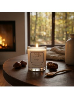 Castagnu, une bougie gourmande inspirée de la châtaigne dans une ambiance d’hiver en montagne corse.