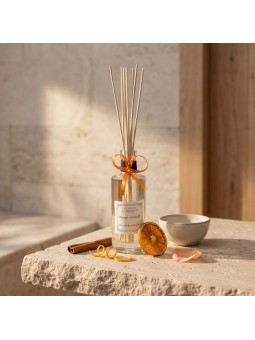 Orange Cannelle, un diffuseur d’ambiance chaleureux et épicé aux accents d’agrumes gourmands.